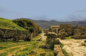Pompeii with Expert Historian Tour
