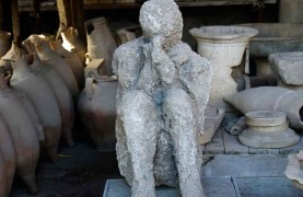 Pompeii with Expert Historian Tour