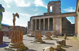 Pompeii with Expert Historian Tour